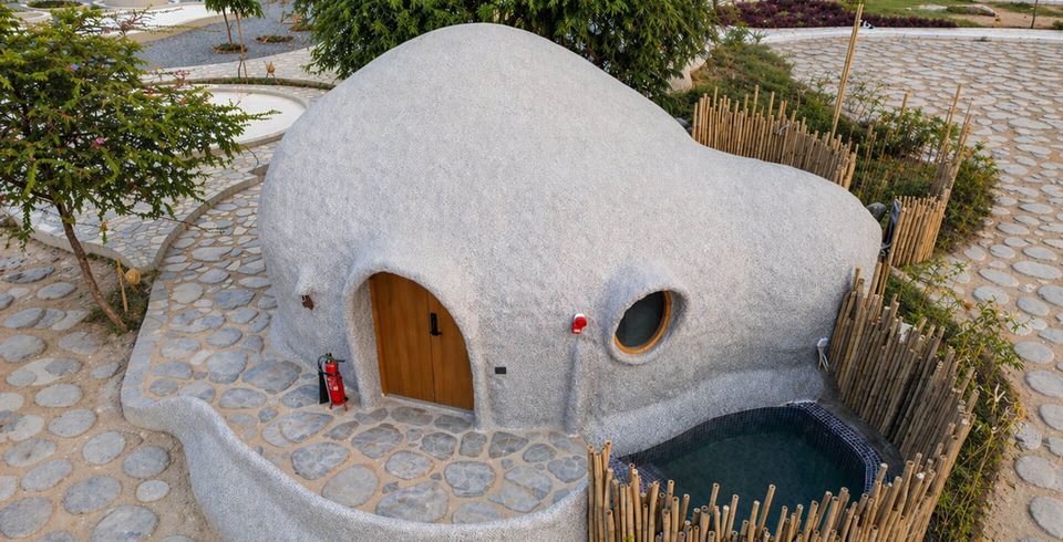 Rounded cottage with a private plunge pool