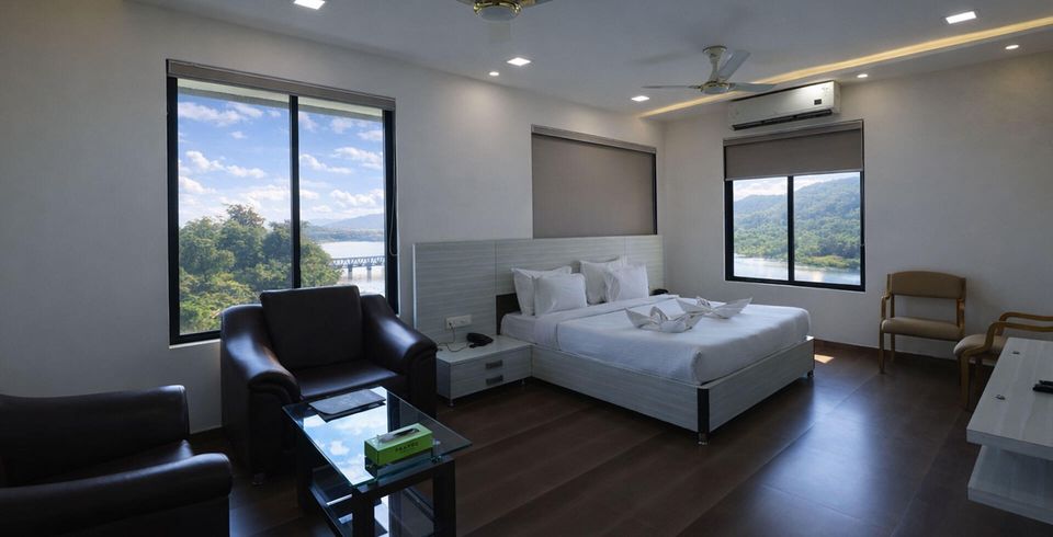 Guest bedroom overlooking trees